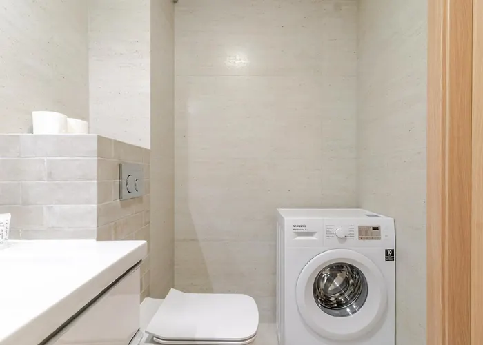 דירה Silesia Royal By Bookinghost קטוביץ